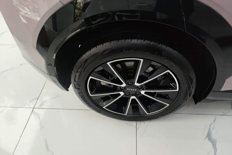 Used Zeekr X 2025 5-Seater Four-Wheel Drive Sport Version Right Rear Wheel Hub