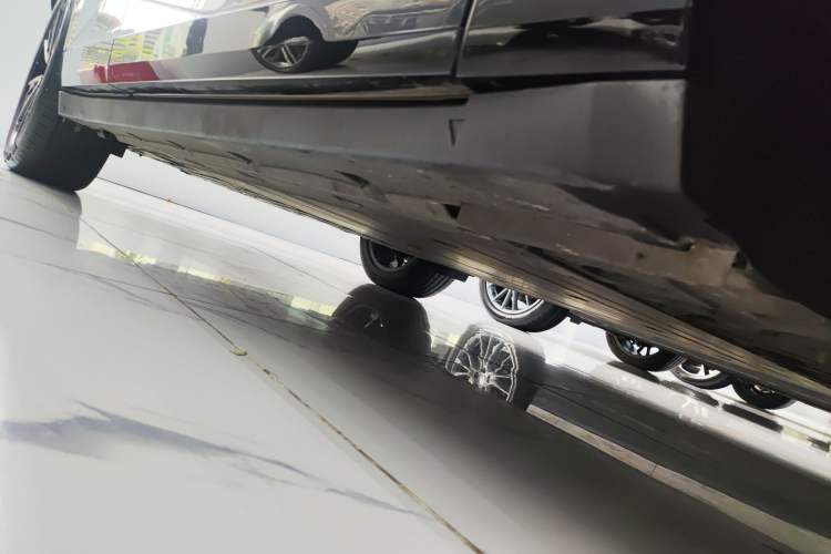 Used Zeekr X 2025 5-Seater Four-Wheel Drive Sport Version Right Side Sill