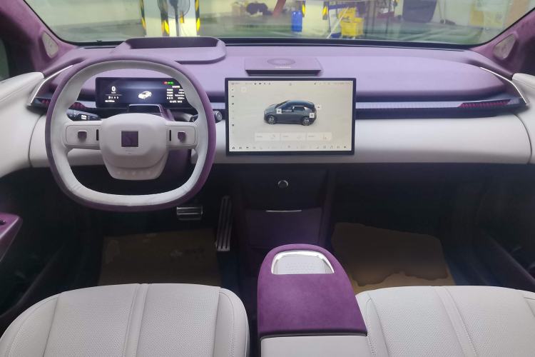 Used Zeekr X 2025 Four-Seater Rear-Drive Cube Version Center Console