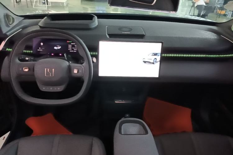 Used Zeekr X 2025 5-Seater Rear-Drive Version Center Console