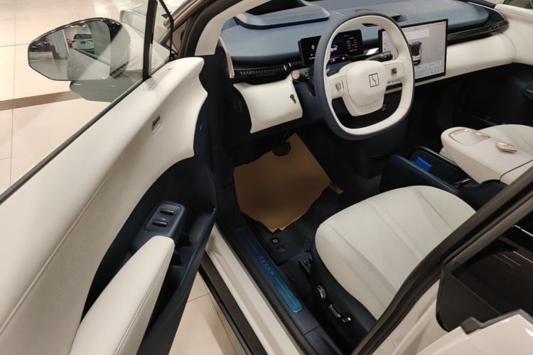 Used Zeekr X 2025 5-Seater Long-Range Version Driver Seat