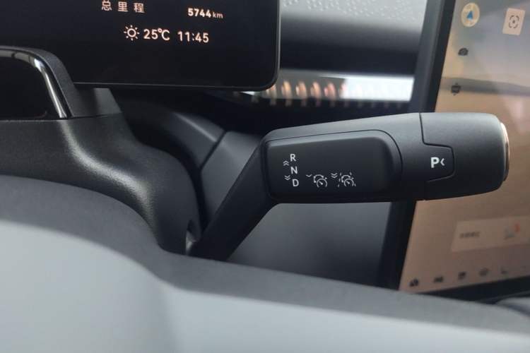 Used Zeekr X 2025 5-Seater Long-Range Version Gear Lever