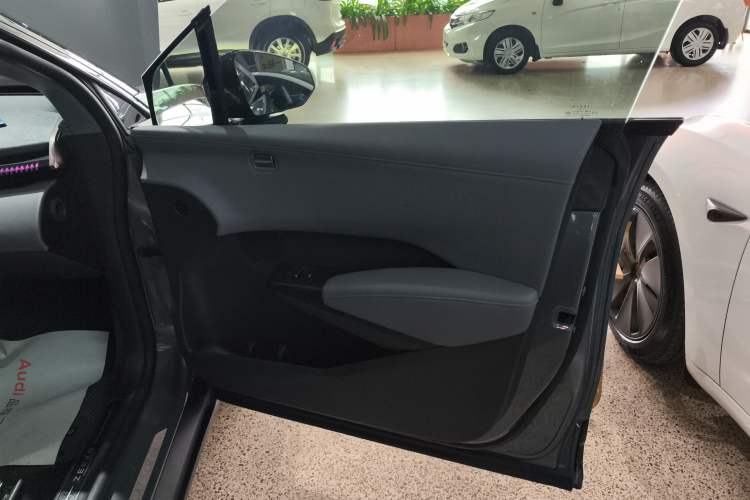 Used Zeekr X 2025 5-Seater Rear-Drive Version Interior 5