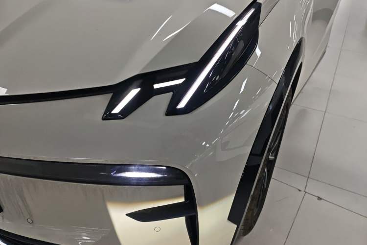 Used Zeekr X 2025 Four-Seater Rear-Drive Cube Version Left Front Headlight