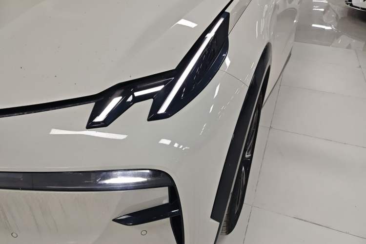 Used Zeekr X 2025 Four-Seater Rear-Drive Cube Version Left Front Headlight