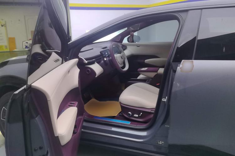 Used Zeekr X 2025 Four-Seater Rear-Drive Cube Version Left Front Seat