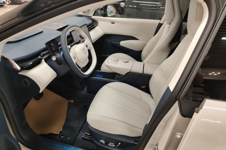 Used Zeekr X 2025 5-Seater Long-Range Version Left Front Seat