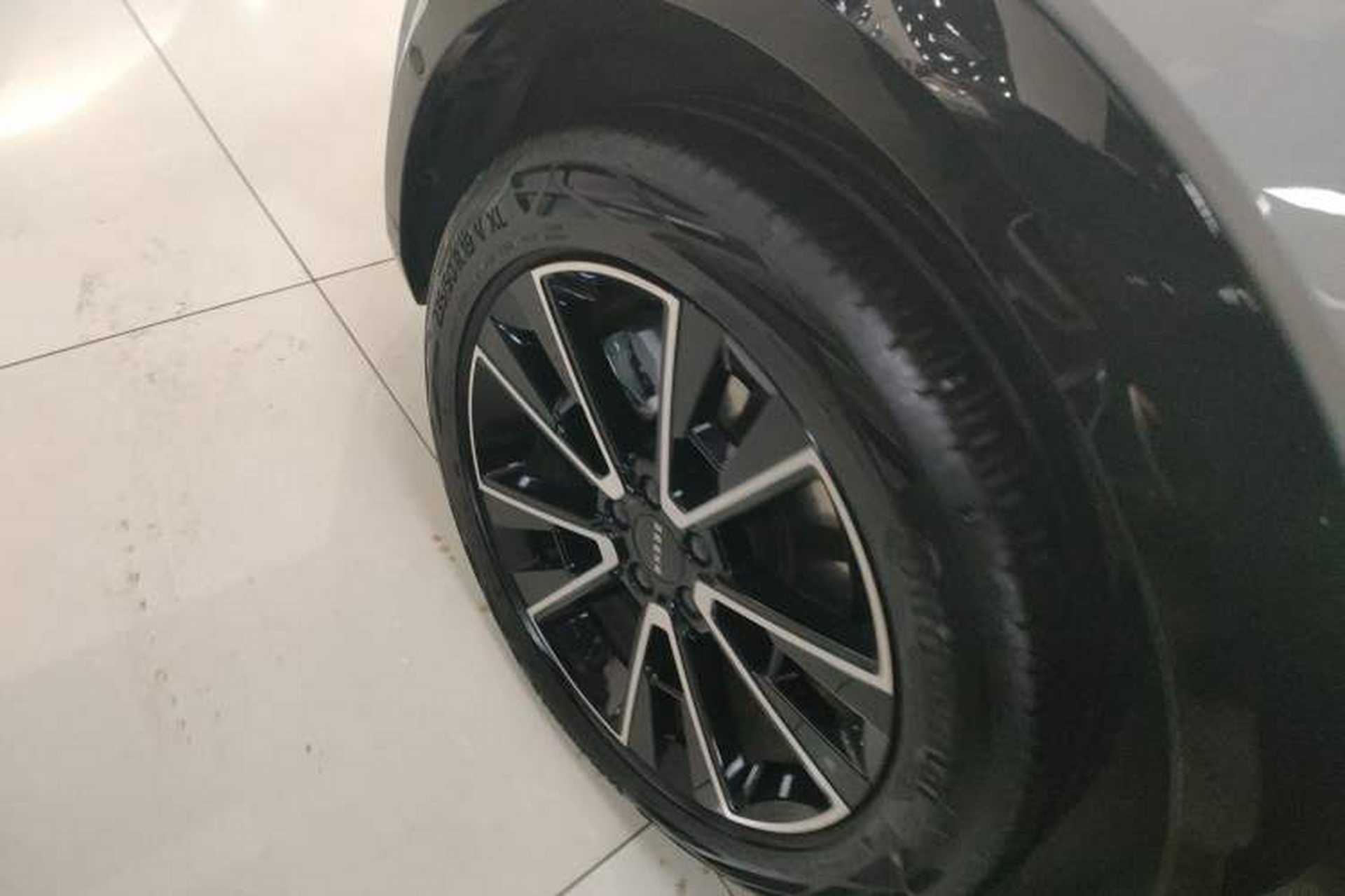 Used Zeekr X 2025 Four-Seater Rear-Drive Cube Version Left Front Wheel Hub