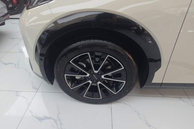 Used Zeekr X 2025 5-Seater Long-Range Version Left Front Wheel Hub