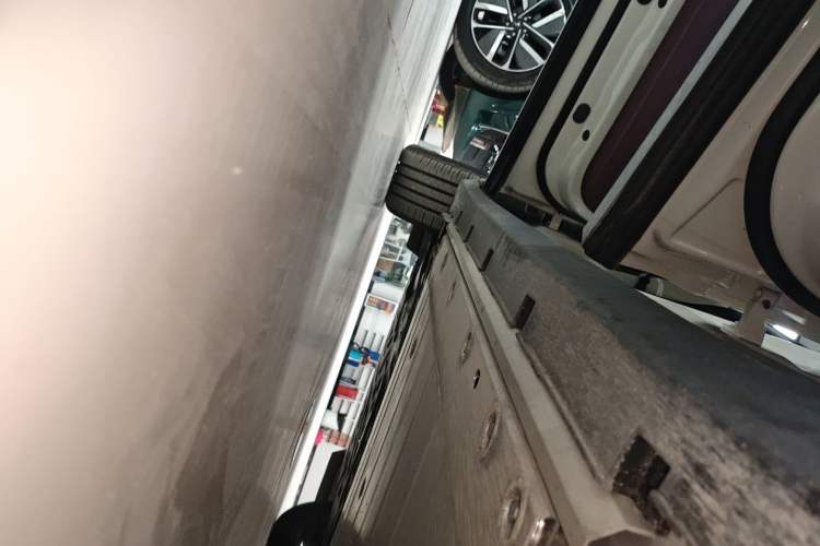 Used Zeekr X 2025 Four-Seater Rear-Drive Cube Version Left Side Sill