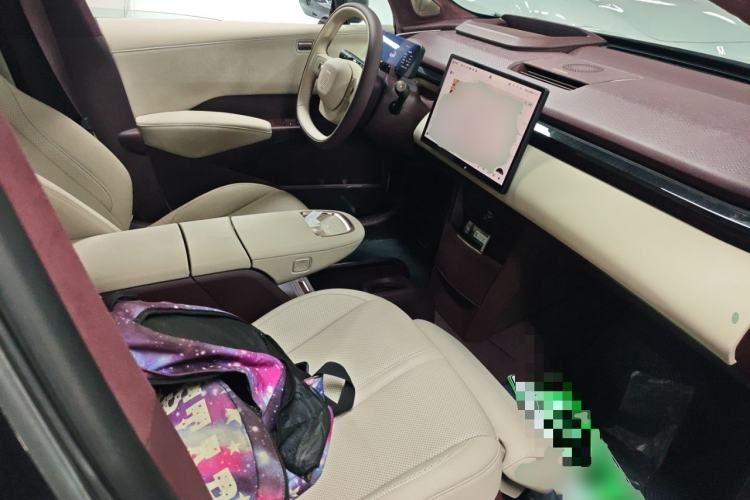 Used Zeekr X 2025 Four-Seater Rear-Drive Cube Version Right Front Seat