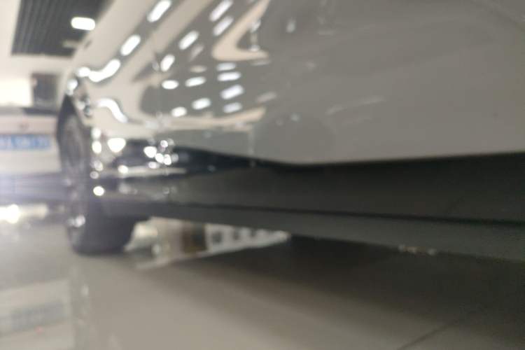 Used Zeekr X 2025 Four-Seater Rear-Drive Cube Version Right Side Sill