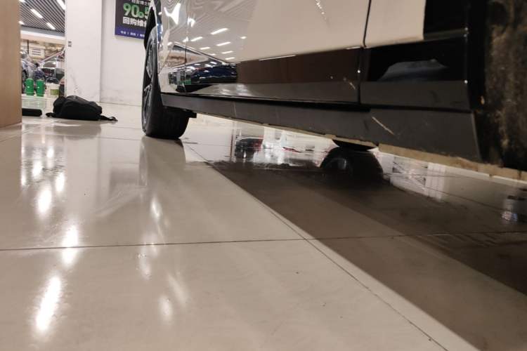 Used Zeekr X 2025 5-Seater Long-Range Version Right Side Sill