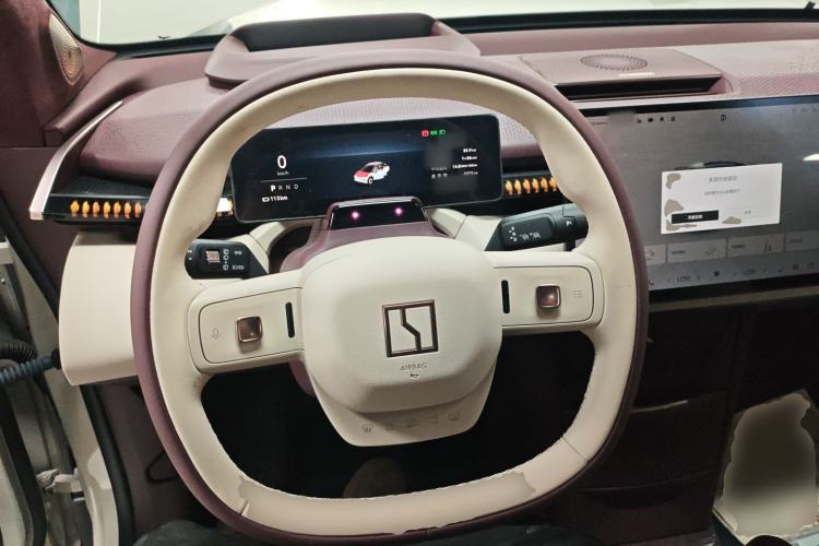 Used Zeekr X 2025 Four-Seater Rear-Drive Cube Version Steering Wheel