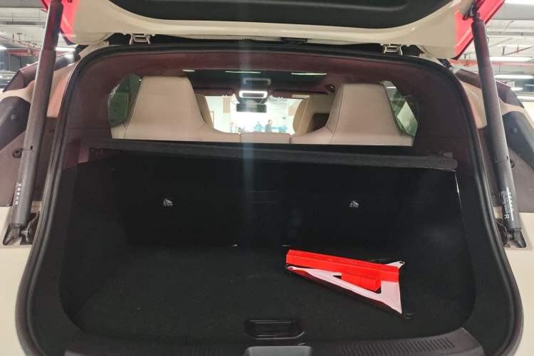 Used Zeekr X 2025 Four-Seater Rear-Drive Cube Version Trunk