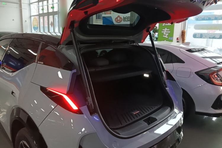 Used Zeekr X 2025 5-Seater Rear-Drive Version Trunk