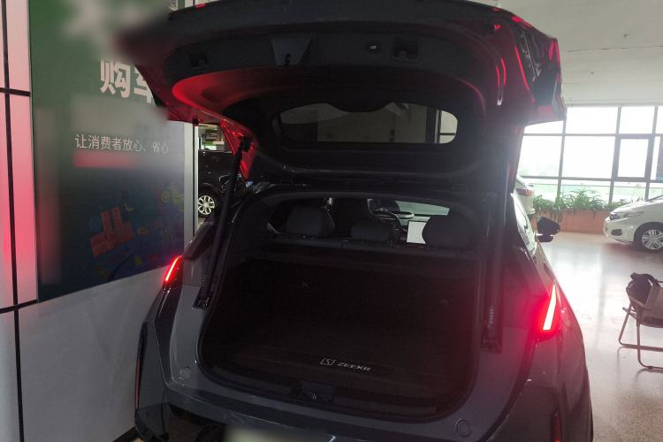 Used Zeekr X 2025 5-Seater Rear-Drive Version Trunk
