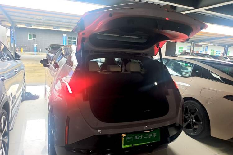 Used Zeekr X 2025 5-Seater Rear-Drive Version Trunk