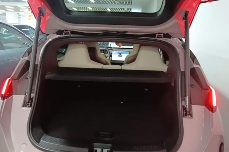 Used Zeekr X 2025 Four-Seater Rear-Drive Cube Version Trunk