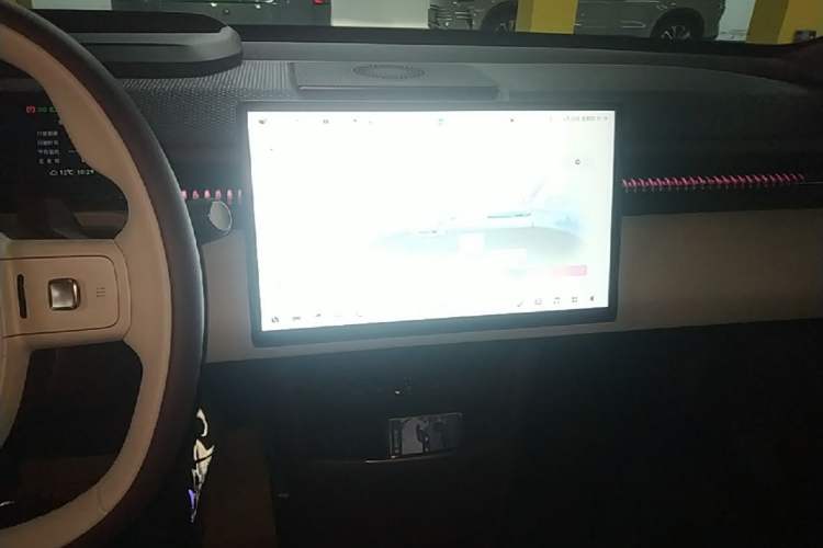 Used Zeekr X 2025 Four-Seater Rear-Drive Cube Version Audio And AC Panel