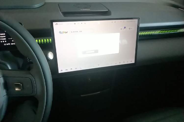 Used Zeekr X 2025 Four-Seater Rear-Drive Cube Version Audio And AC Panel