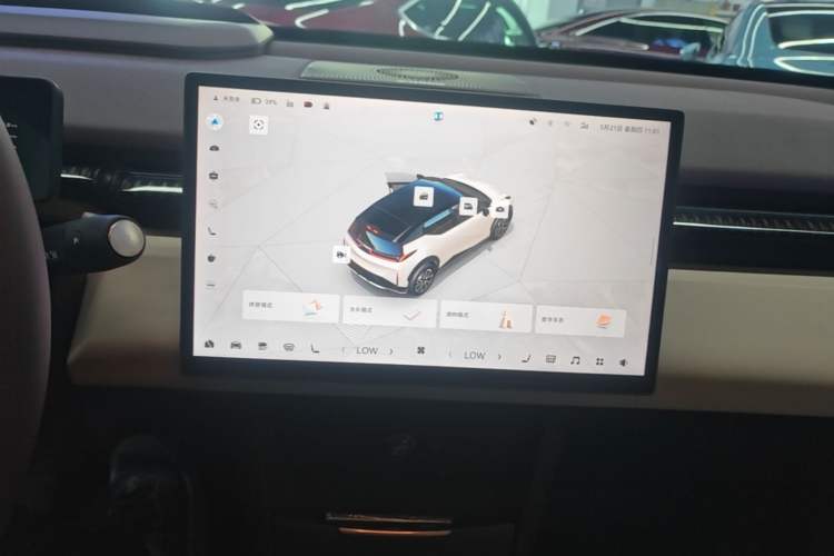 Used Zeekr X 2025 Four-Seater Rear-Drive Cube Version Audio And AC Panel