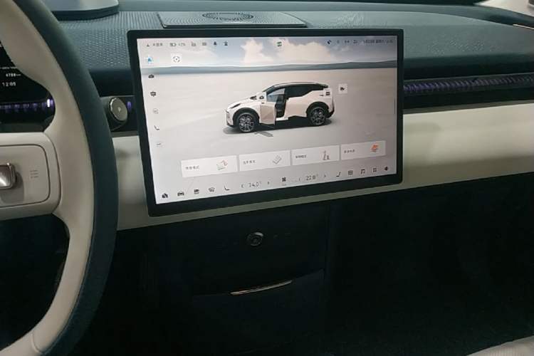 Used Zeekr X 2025 5-Seater Long-Range Version Audio And AC Panel