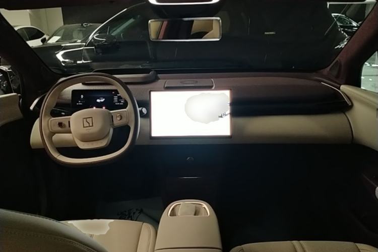 Used Zeekr X 2025 Four-Seater Rear-Drive Cube Version Center Console