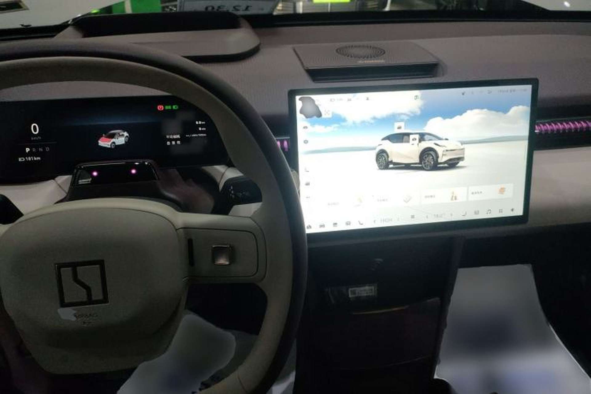 Used Zeekr X 2025 5-Seater Long-Range Version Center Console