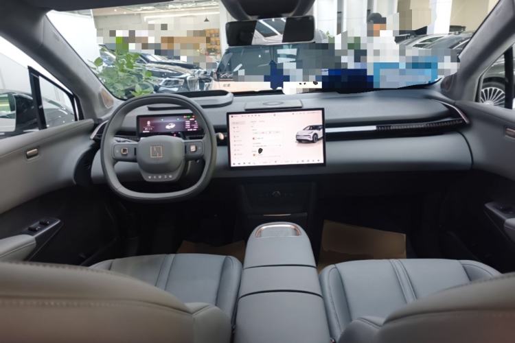 Used Zeekr X 2025 Four-Seater Rear-Drive Cube Version Center Console