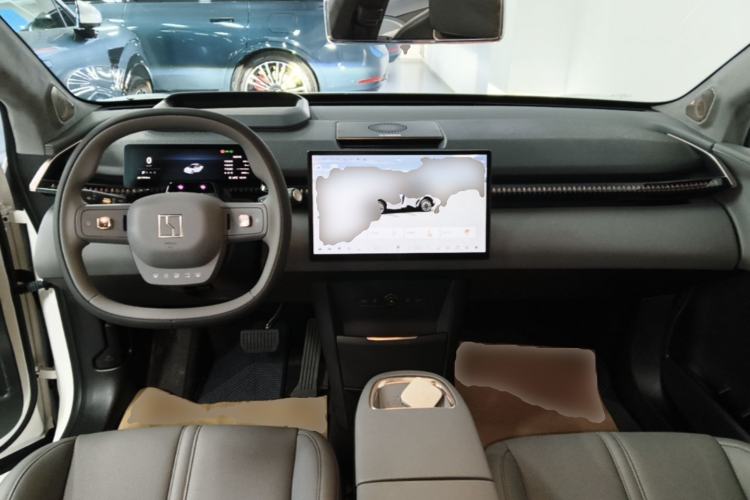 Used Zeekr X 2025 Four-Seater Rear-Drive Cube Version Center Console