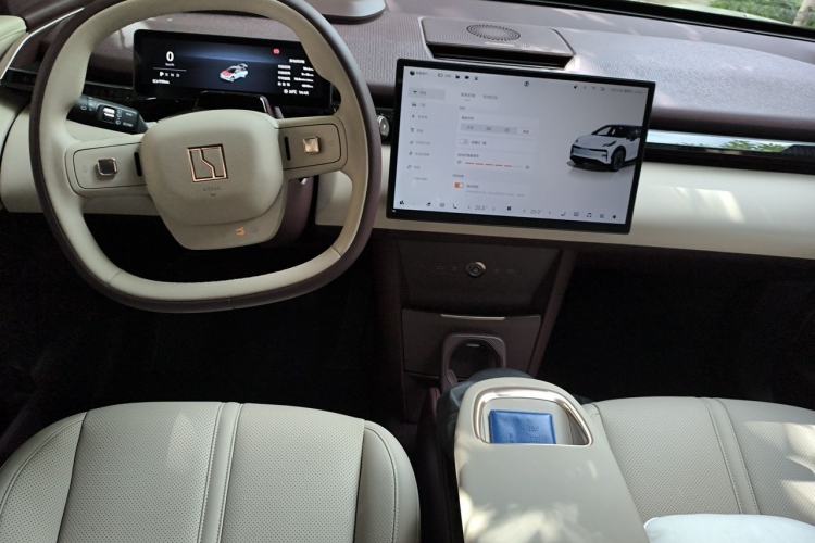 Used Zeekr X 2025 5-Seater Rear-Drive Version Center Console