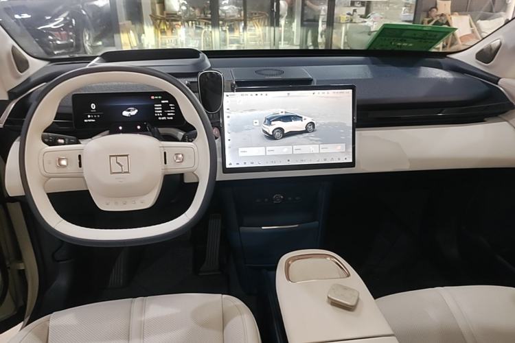 Used Zeekr X 2025 5-Seater Long-Range Version Center Console