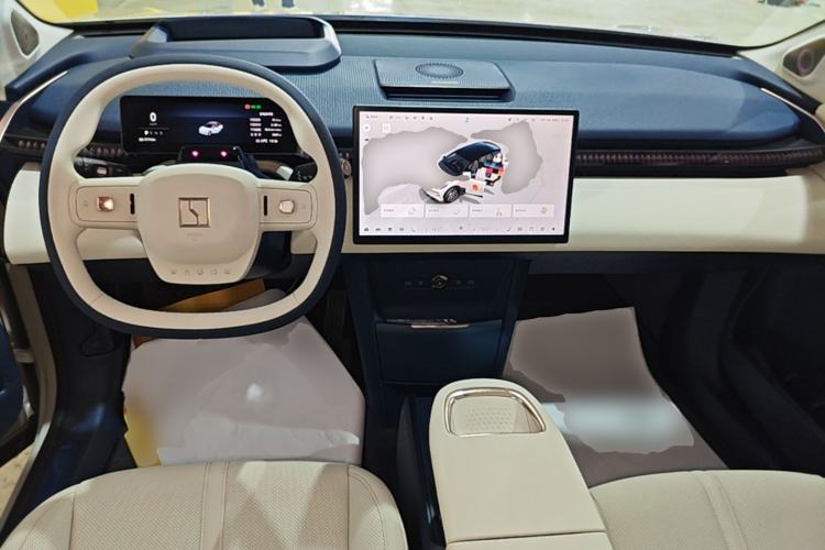 Used Zeekr X 2025 5-Seater Long-Range Version Center Console