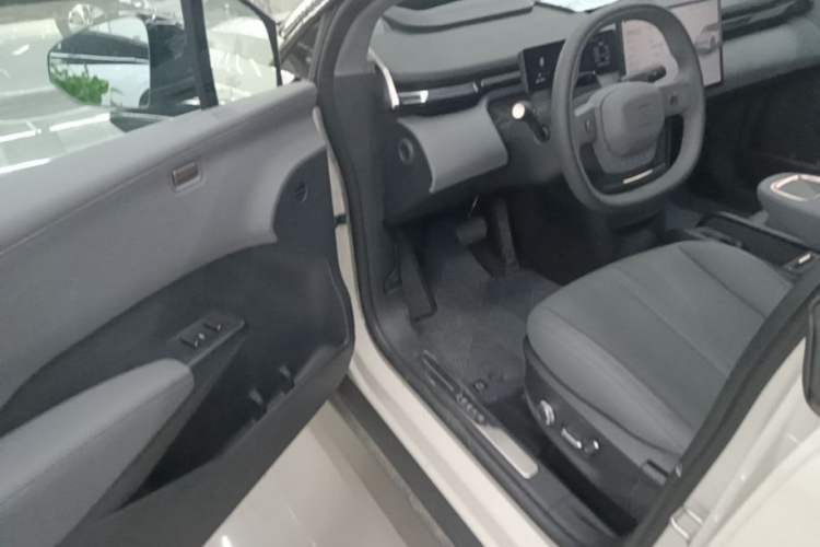 Used Zeekr X 2025 Four-Seater Rear-Drive Cube Version Driver Seat