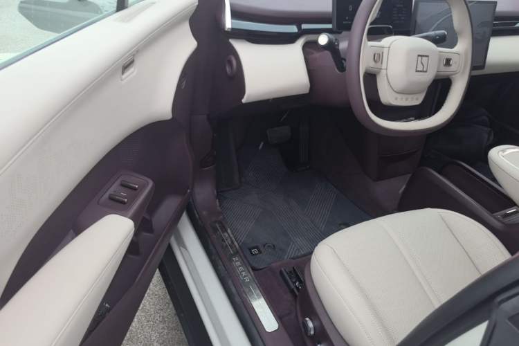 Used Zeekr X 2025 Four-Seater Rear-Drive Cube Version Driver Seat