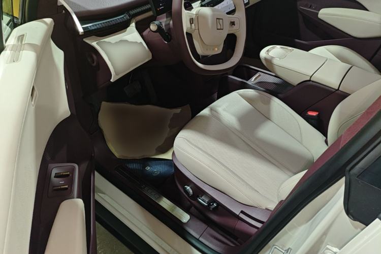 Used Zeekr X 2025 5-Seater Long-Range Version Driver Seat