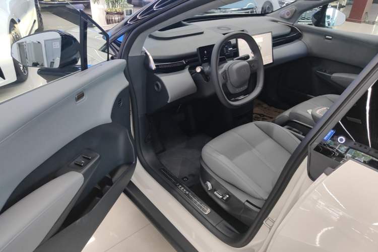Used Zeekr X 2025 Four-Seater Rear-Drive Cube Version Driver Seat