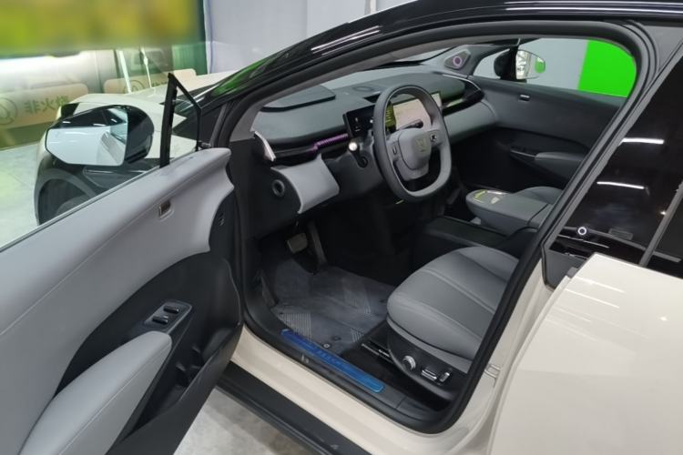 Used Zeekr X 2025 Four-Seater Rear-Drive Cube Version Driver Seat