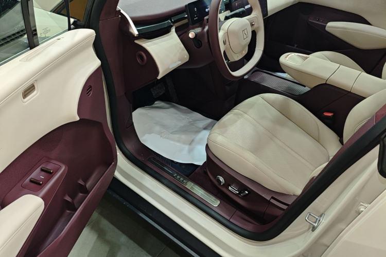 Used Zeekr X 2025 5-Seater Long-Range Version Driver Seat