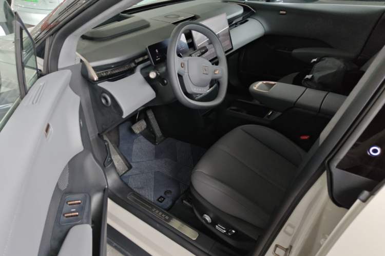 Used Zeekr X 2025 Four-Seater Rear-Drive Cube Version Driver Seat