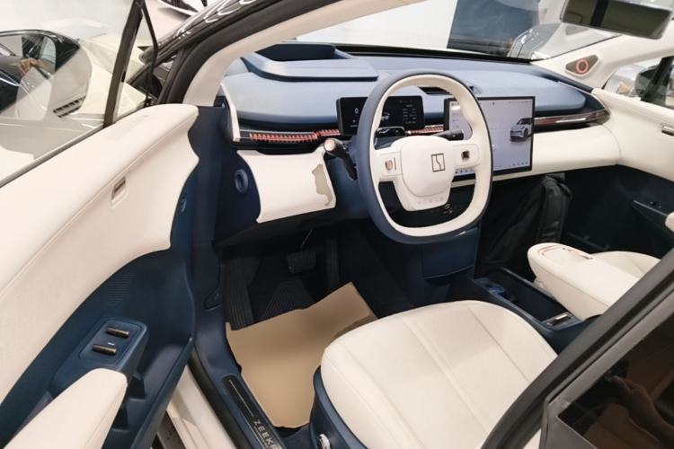 Used Zeekr X 2025 5-Seater Long-Range Version Driver Seat
