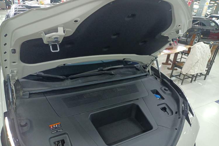 Used Zeekr X 2025 5-Seater Four-Wheel Drive Sport Version Engine Bay