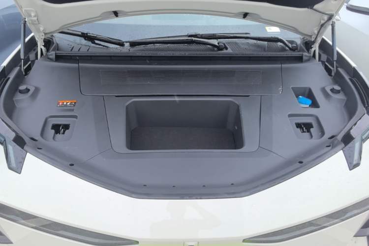 Used Zeekr X 2025 Four-Seater Rear-Drive Cube Version Engine Bay