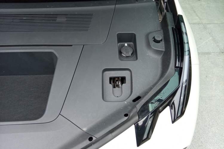 Used Zeekr X 2025 5-Seater Rear-Drive Version Engine Bay Left