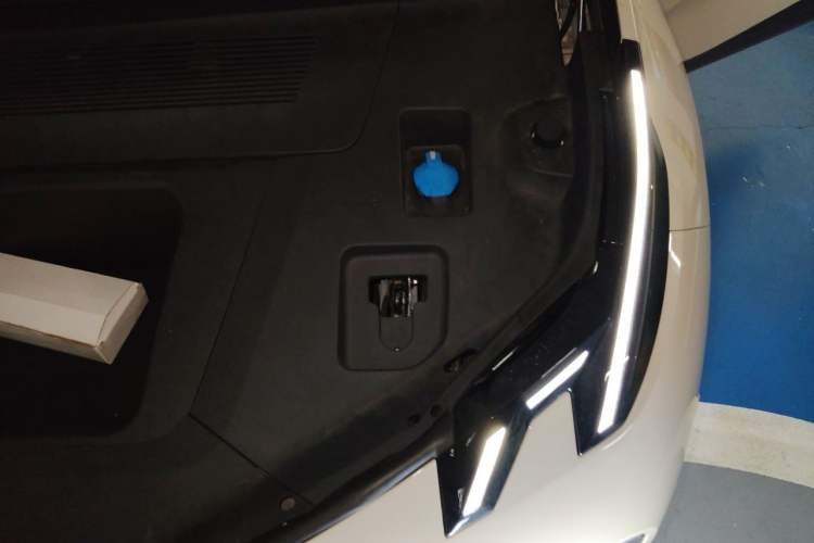 Used Zeekr X 2025 Four-Seater Rear-Drive Cube Version Engine Bay Left