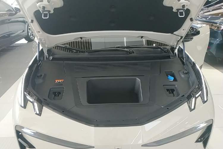 Used Zeekr X 2025 Four-Seater Rear-Drive Cube Version Engine Bay