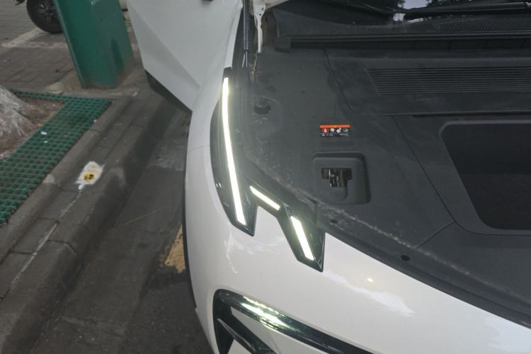 Used Zeekr X 2025 Four-Seater Rear-Drive Cube Version Engine Bay Right
