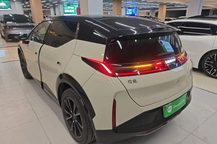 Used Zeekr X 2025 Four-Seater Rear-Drive Cube Version Exterior 2