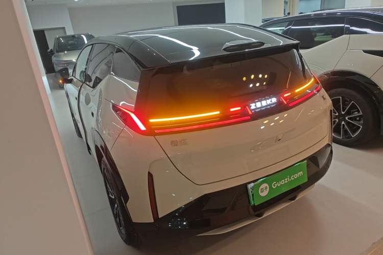 Used Zeekr X 2025 5-Seater Long-Range Version Exterior 2
